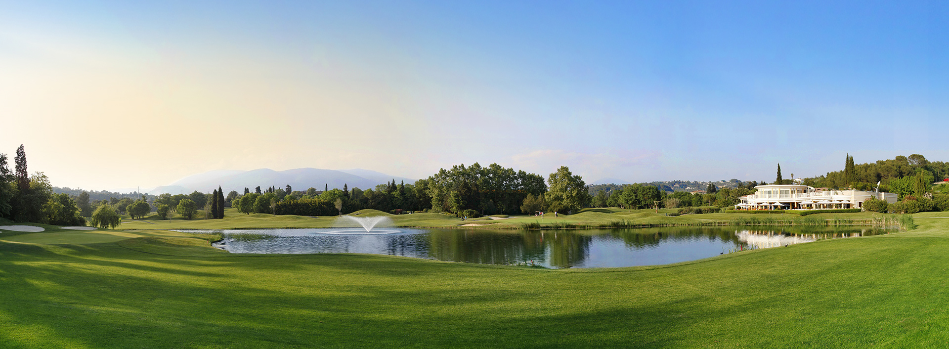 Stages intensifs et cours particuliers de golf en PACA sur la Côte d'azur